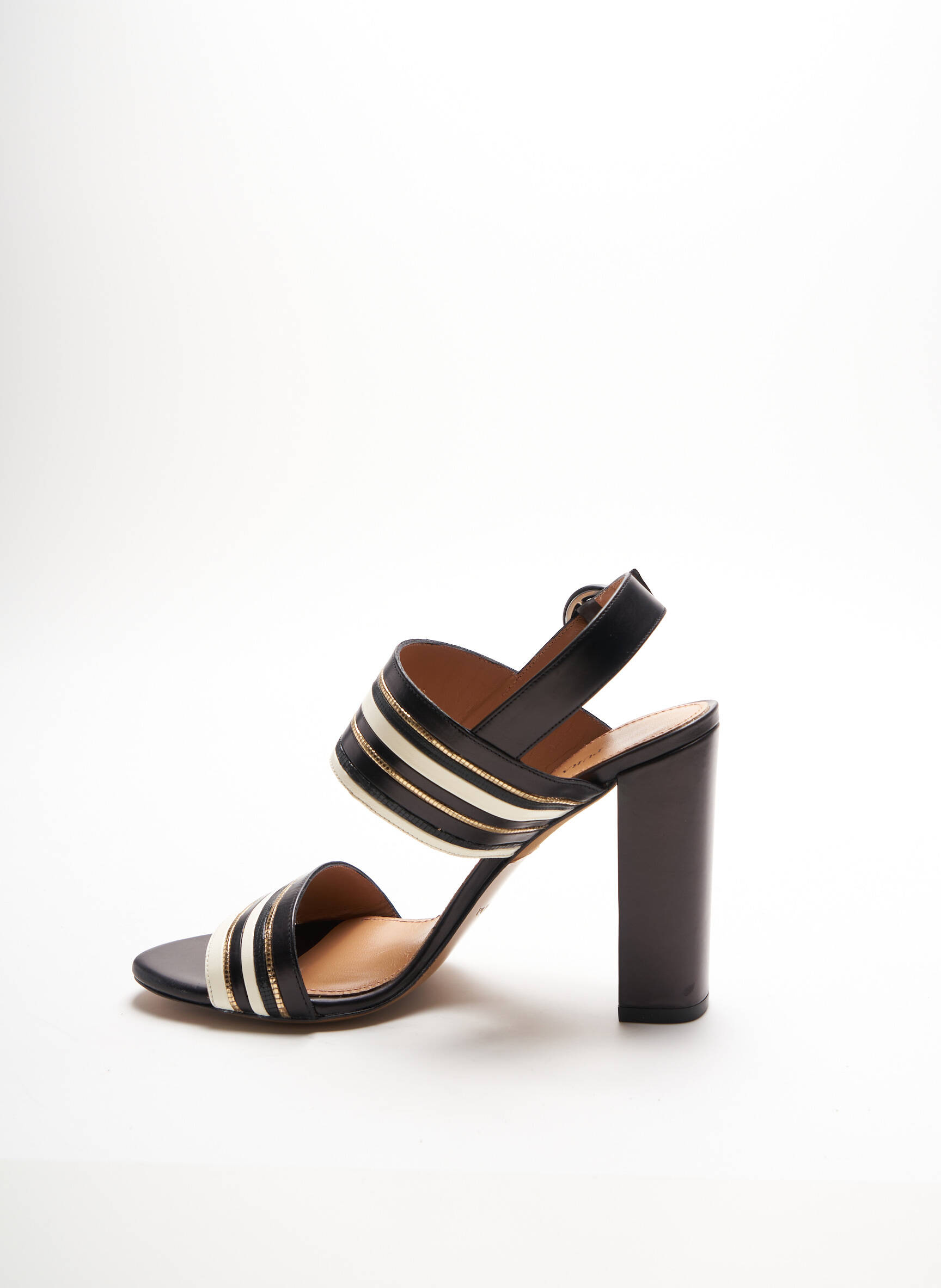 Pura Lopez Sandales Nu Pieds Femme couleur noir