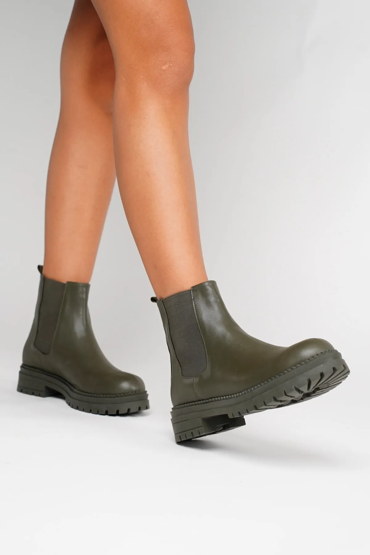 LuviShoes  Eigene grüne Damenstiefel