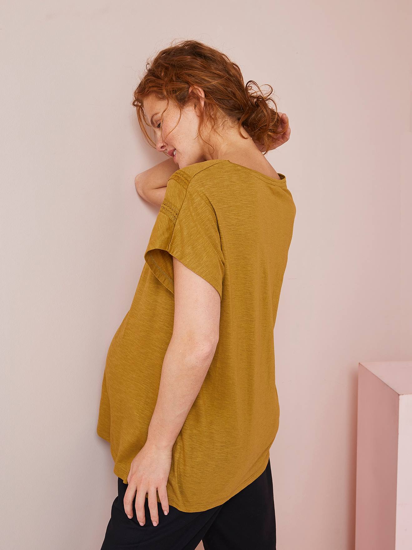 T-shirt de grossesse avec détails en macramé bronze