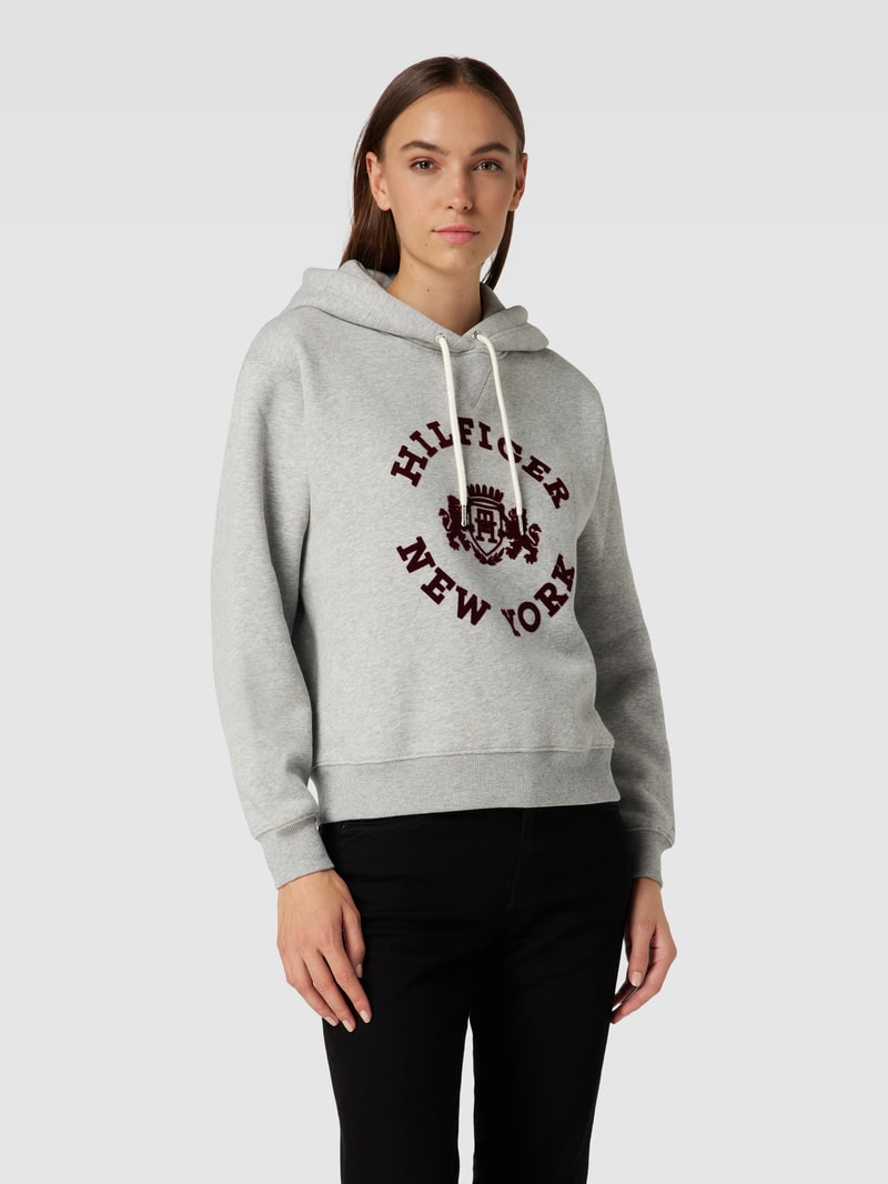 Hoodie mit Label-Print Modell 'VARSITY' in mittelgrau