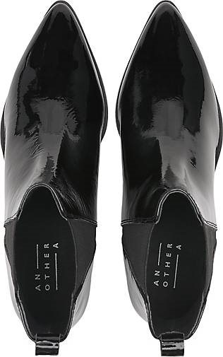 Another A Chelsea-Boots