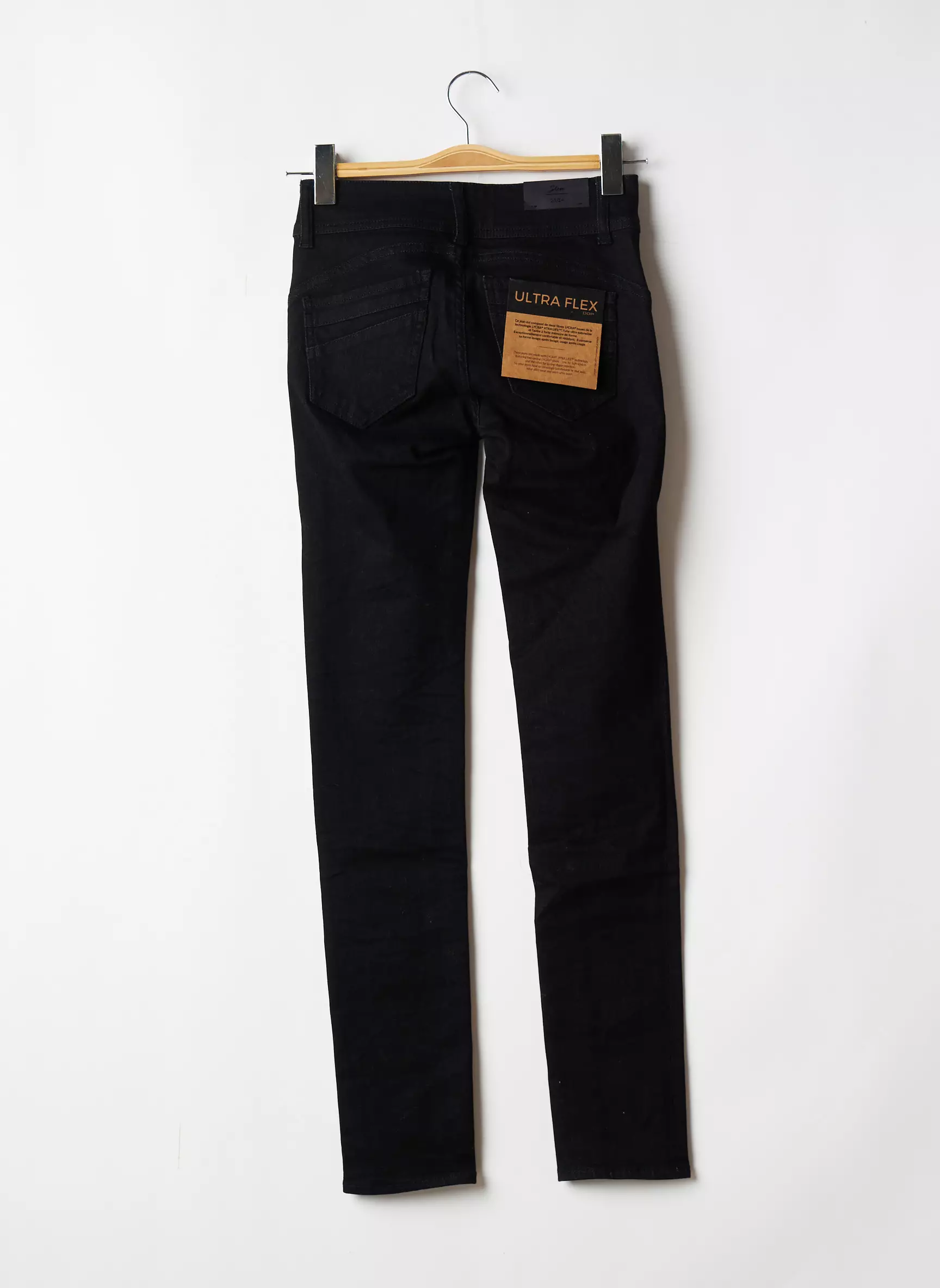 Ddp Jeans Coupe Slim Femme couleur noir