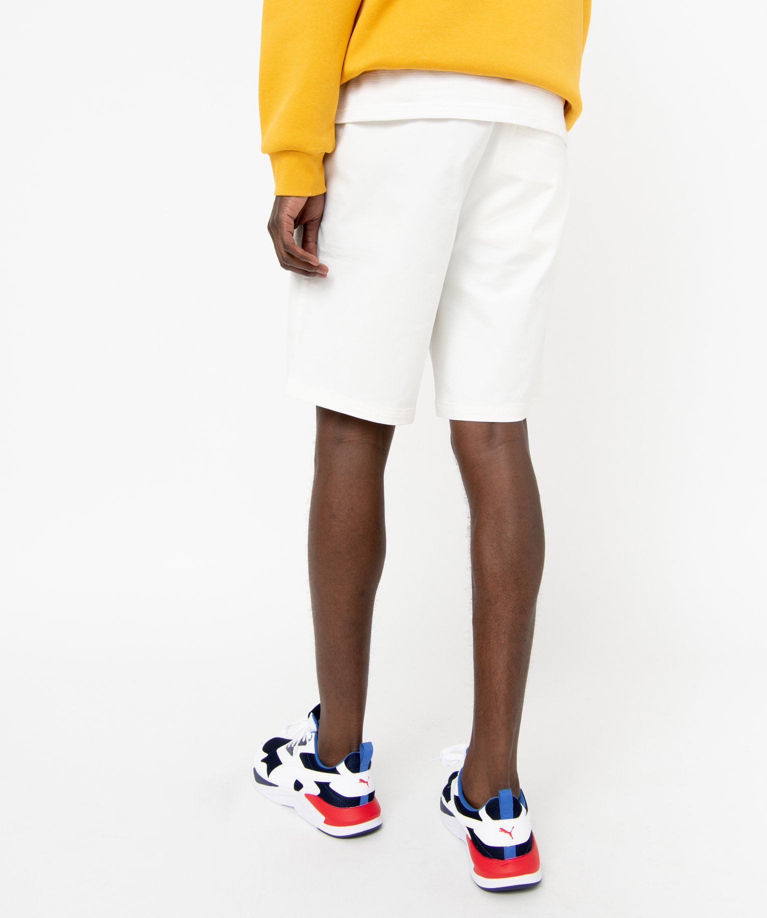 Bermuda en toile uni avec ceinture ajustable homme blanc | GEMO