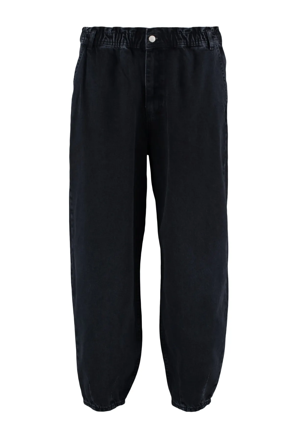 Trendyol Curve  Schwarze Mom-Jeans mit hoher Taille und detaillierten Taschen TBBAW23CJ00007