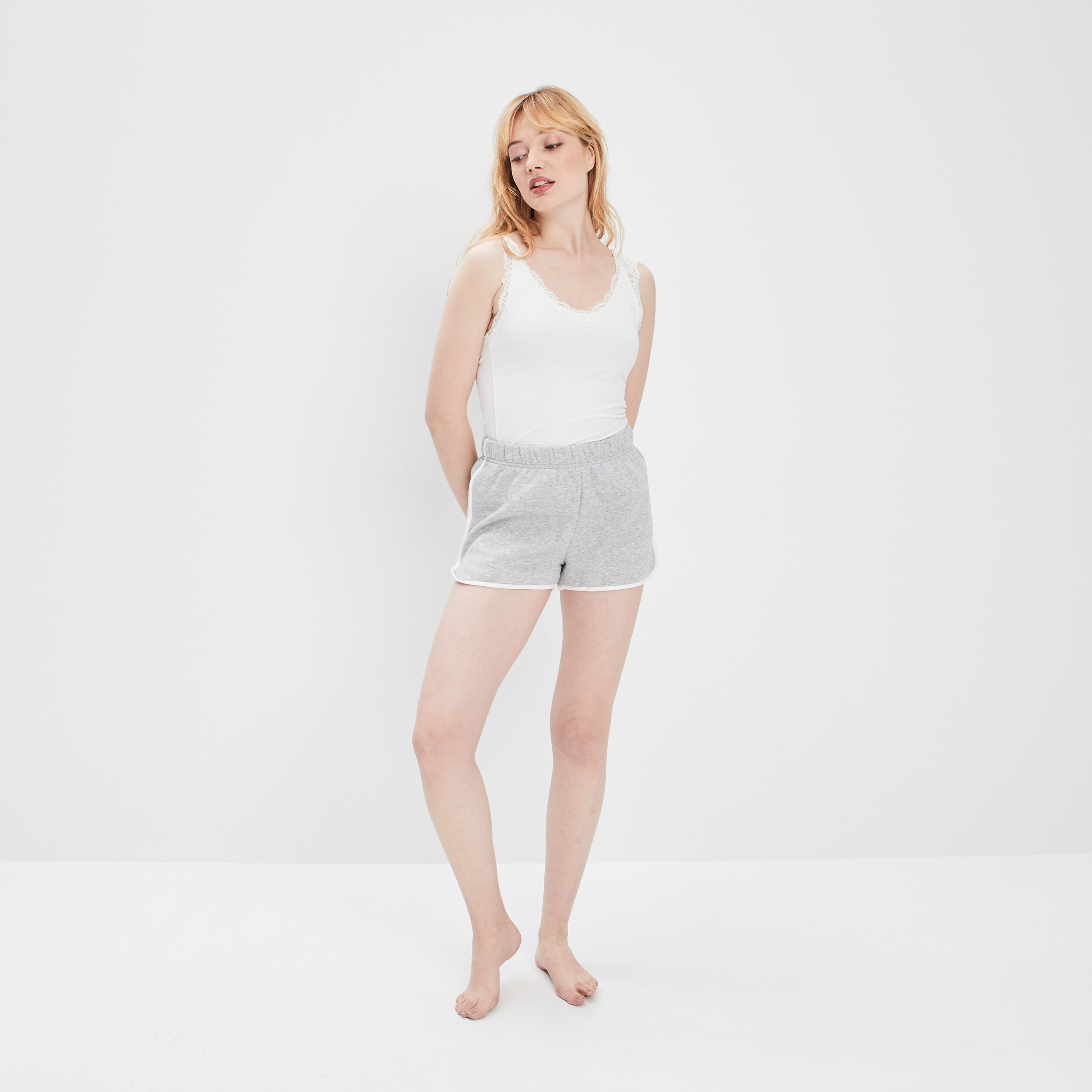 Short droit taille élastiquée gris clair femme | La Halle