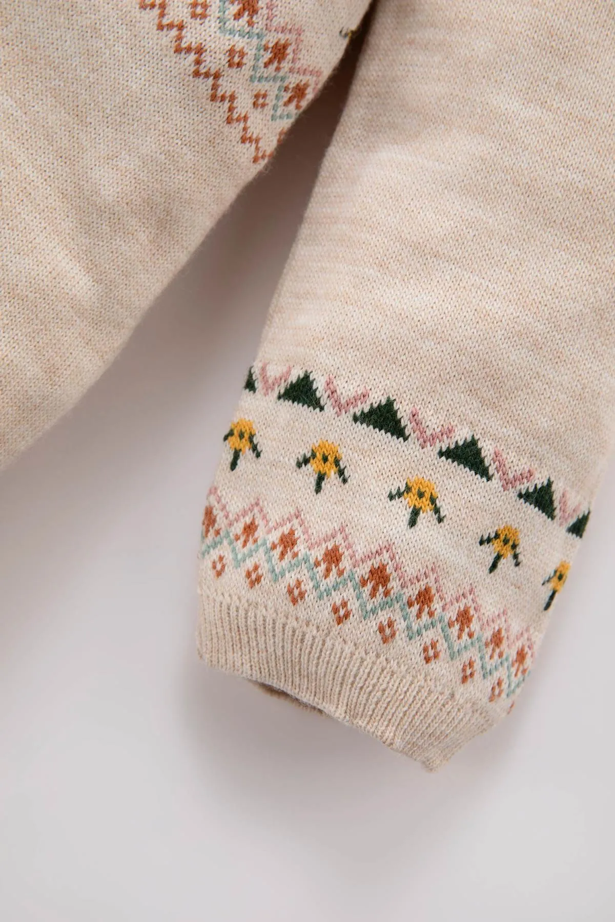 DeFacto  Ethnisch gemusterter Strickoverall für Babys