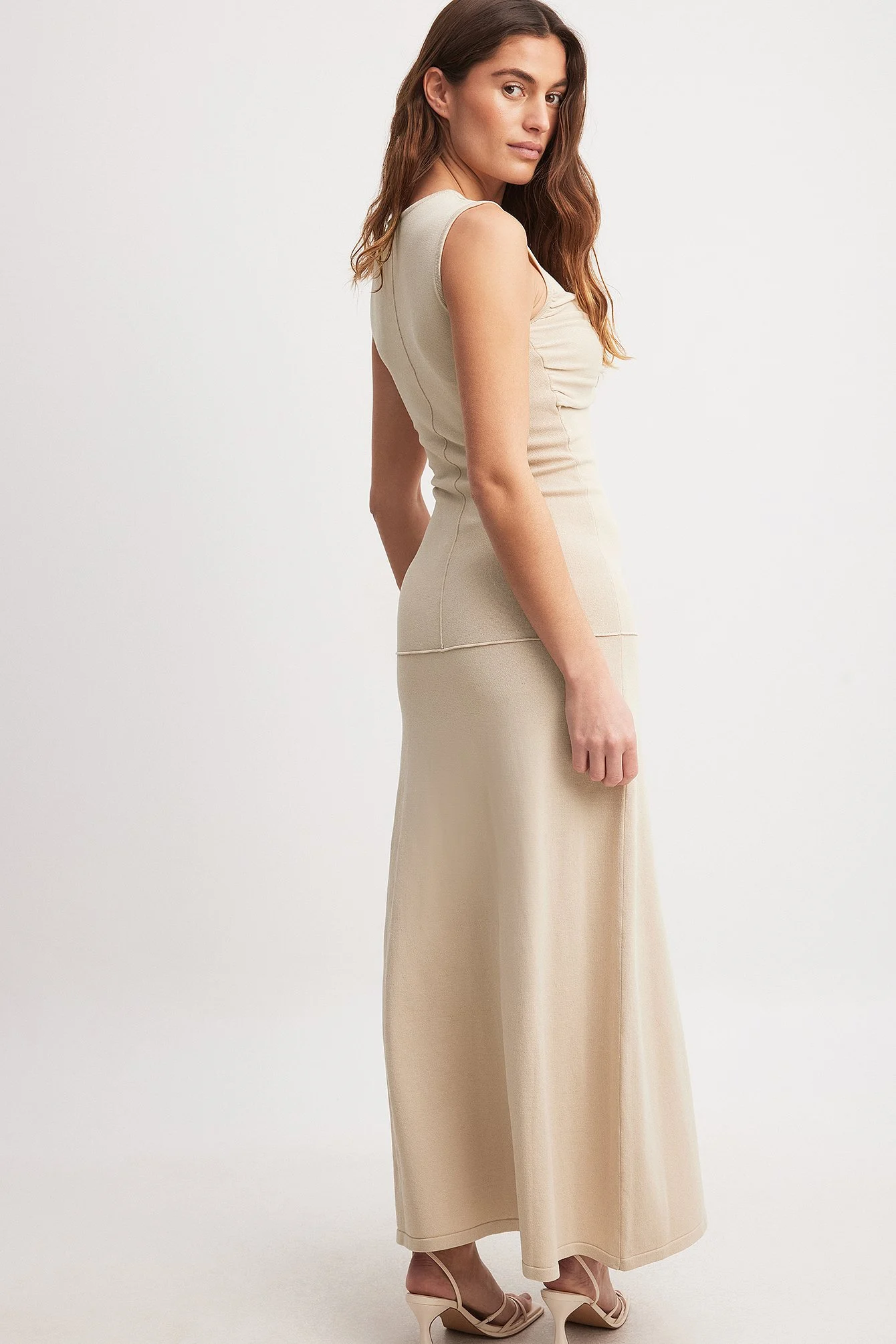 Maxi-Strickkleid mit Twist-Detail