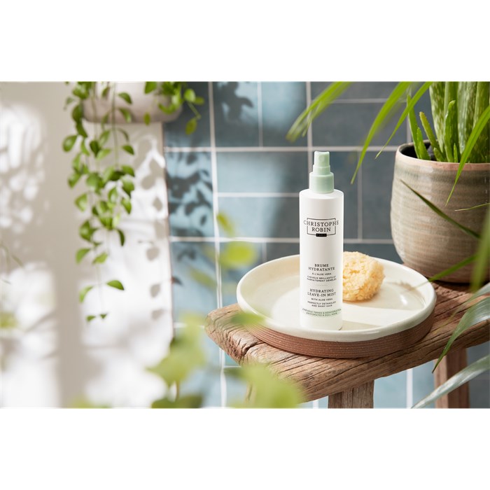 Hydrating Leave-In Mist with Aloe Vera