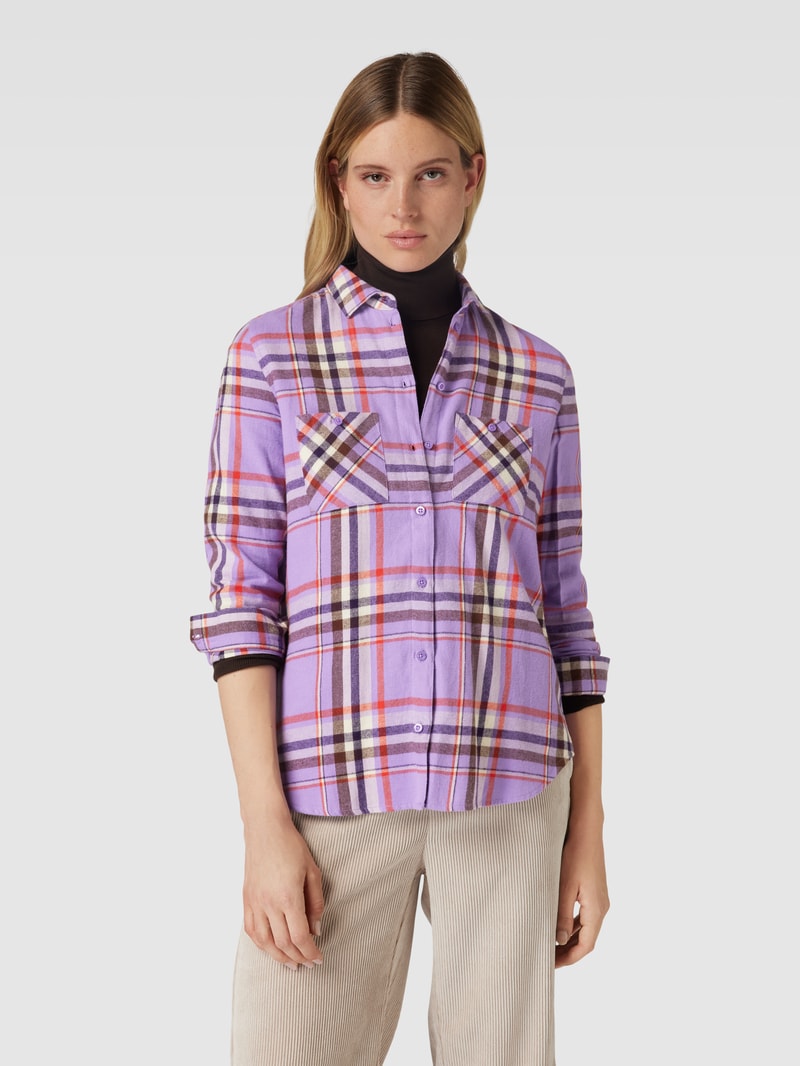 Flanellbluse mit Brusttaschen in violett