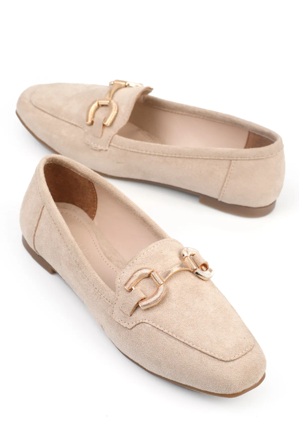 Capone Outfitters  Damen-Loafer mit Schnallenzubehör vorne