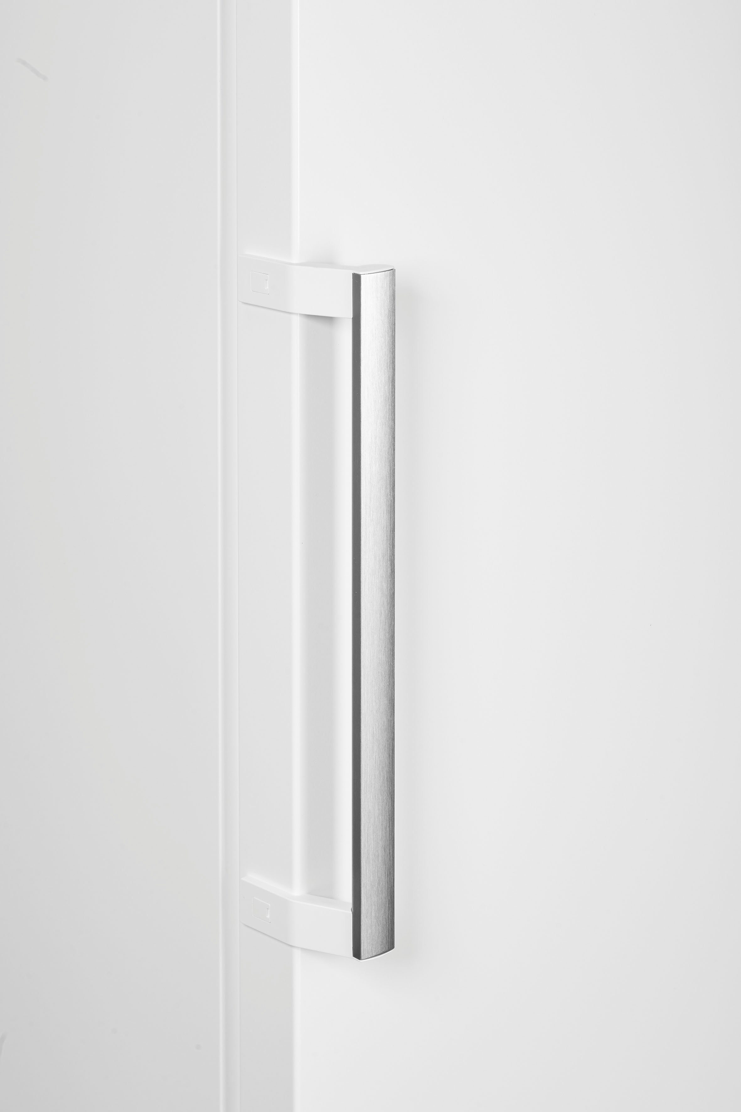 BOSCH Gefrierschrank GSN51AWCV, 161 cm hoch, 70 cm breit