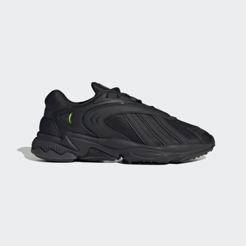 adidas Oztral HP6565 / schwarz