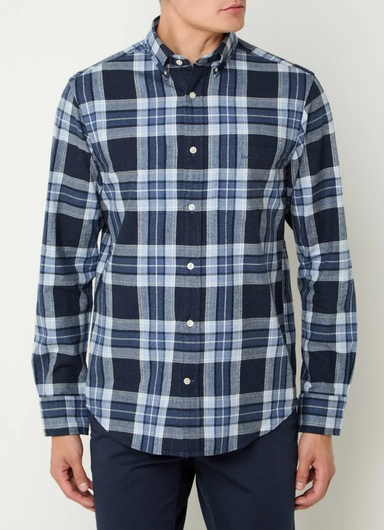 Gant Tartan regulāra piegriezuma krekls ar rūtainu rakstu un krūšu kabatu