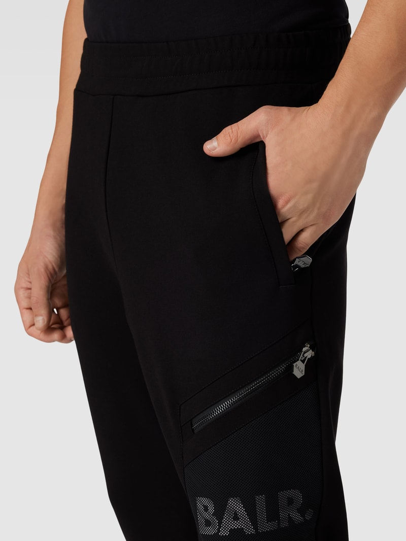 Slim Fit Sweatpants mit Mesh Modell 'Luois' in schwarz