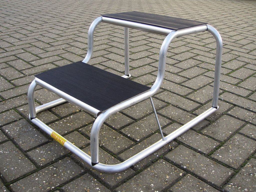 Milenco Aluminium Rubber Double Step