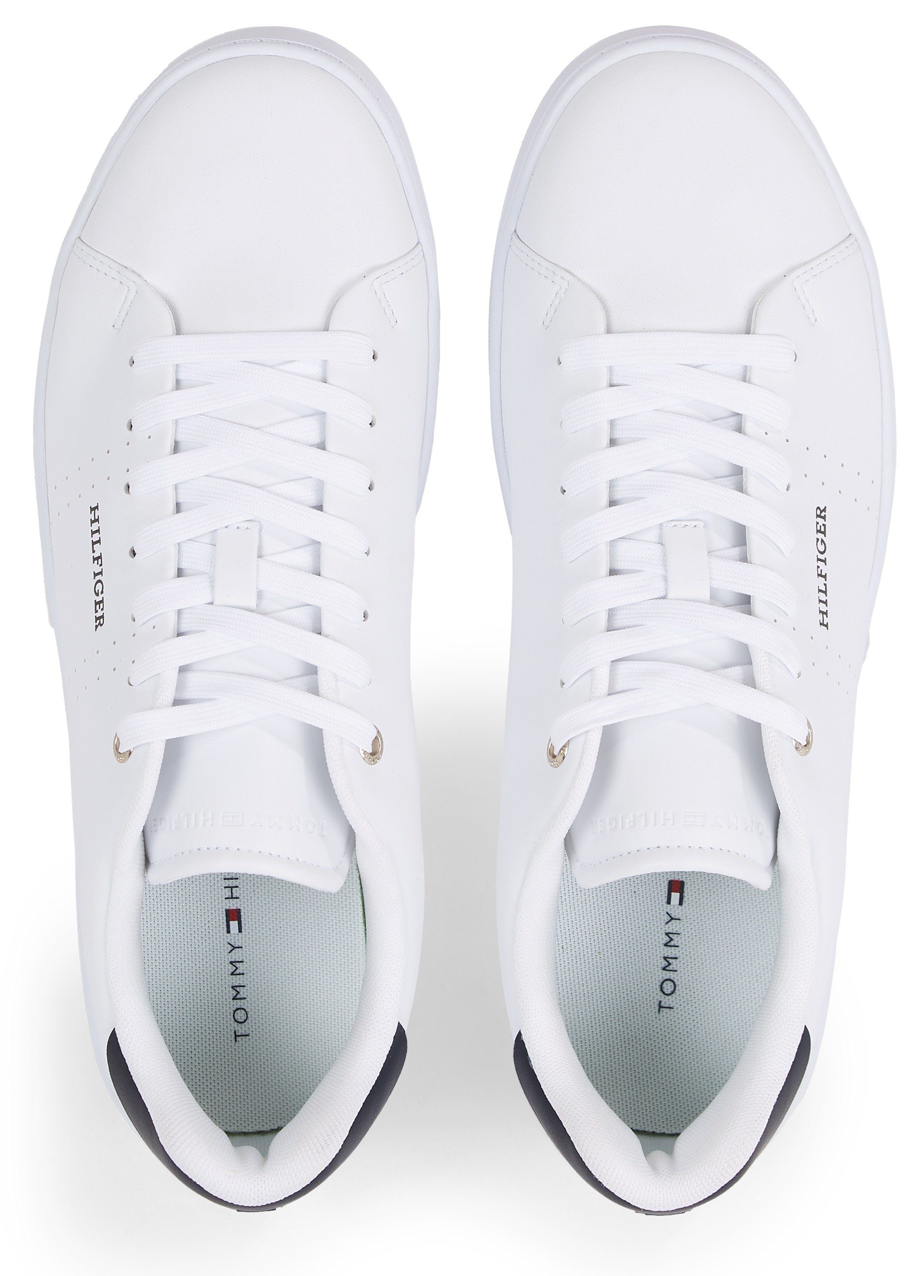 Tommy Hilfiger COURT CUP LTH PERF DETAIL Sneaker mit seitlichem Logoschriftzug