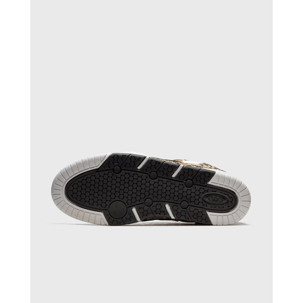 adidas ADI2000 GW4700 / weiss