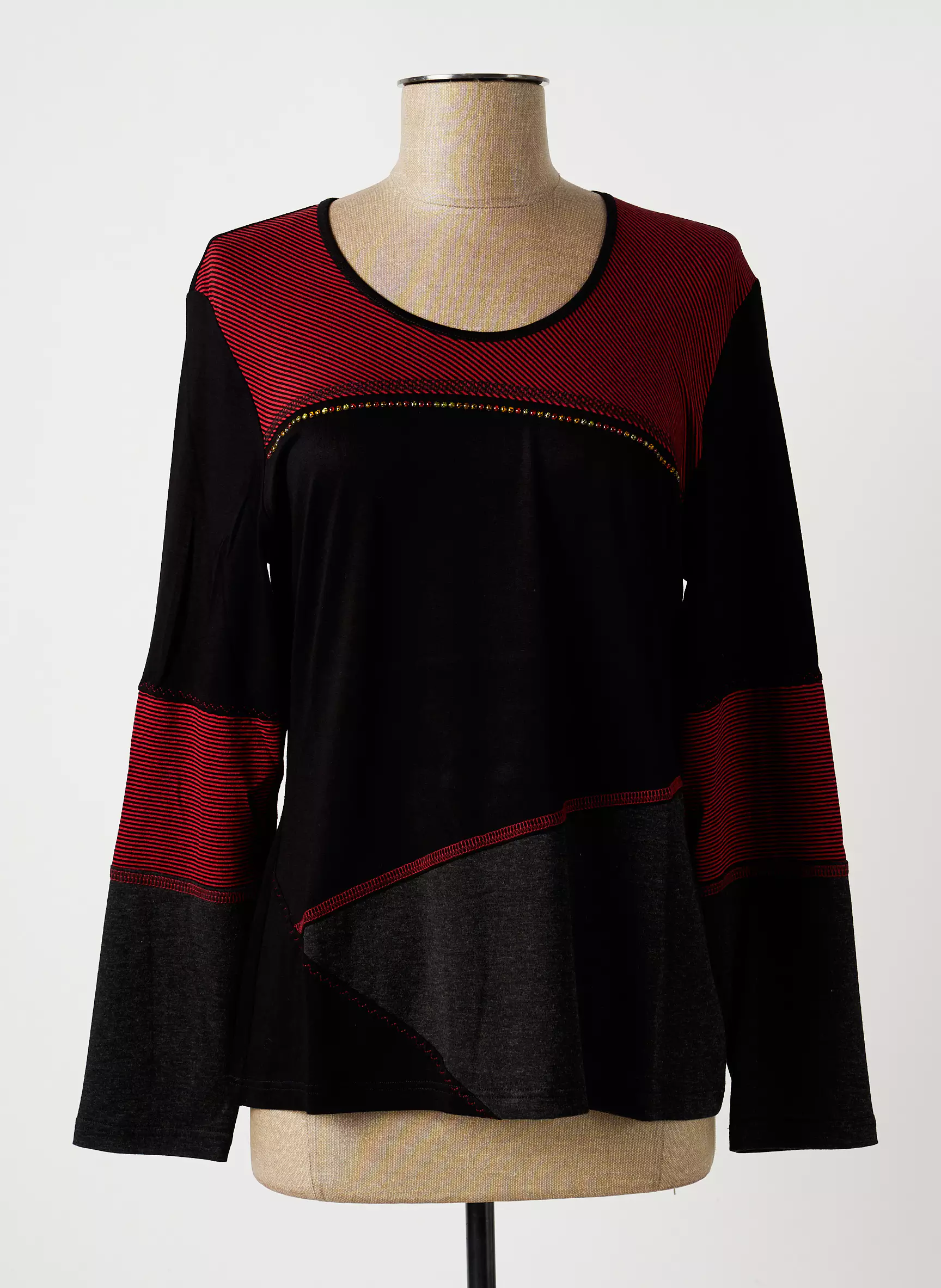 Guy Dubouis Tshirts Femme couleur noir
