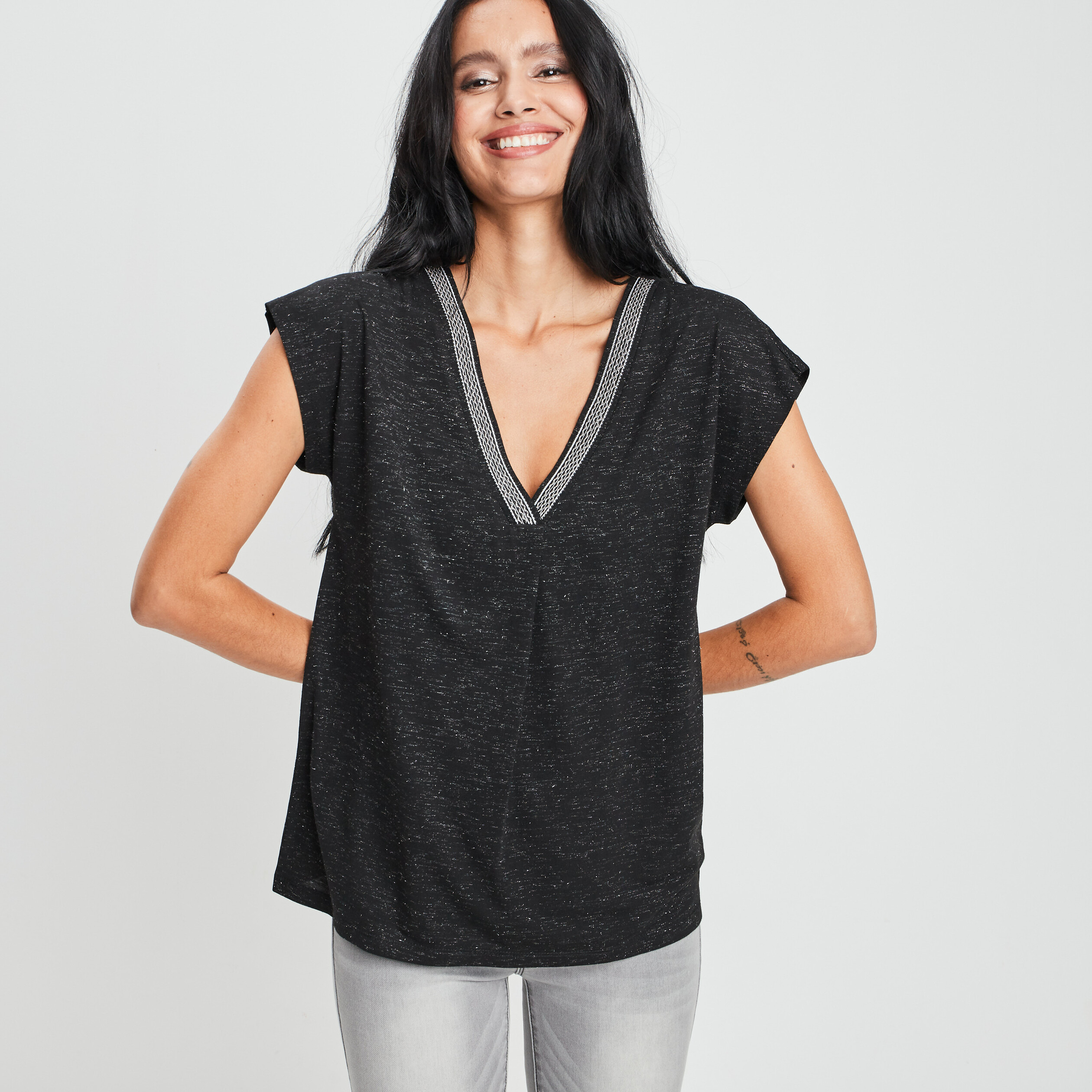 T-shirt manches courtes noir femme | La Halle