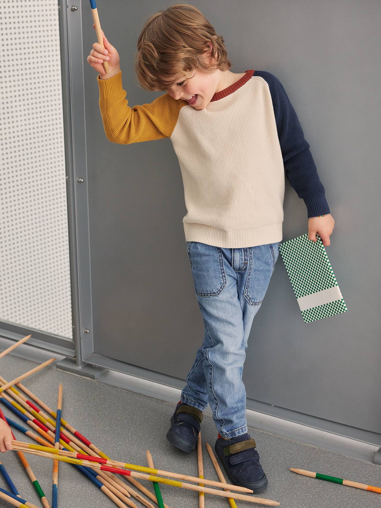 Pull colorblock pop garçon écru