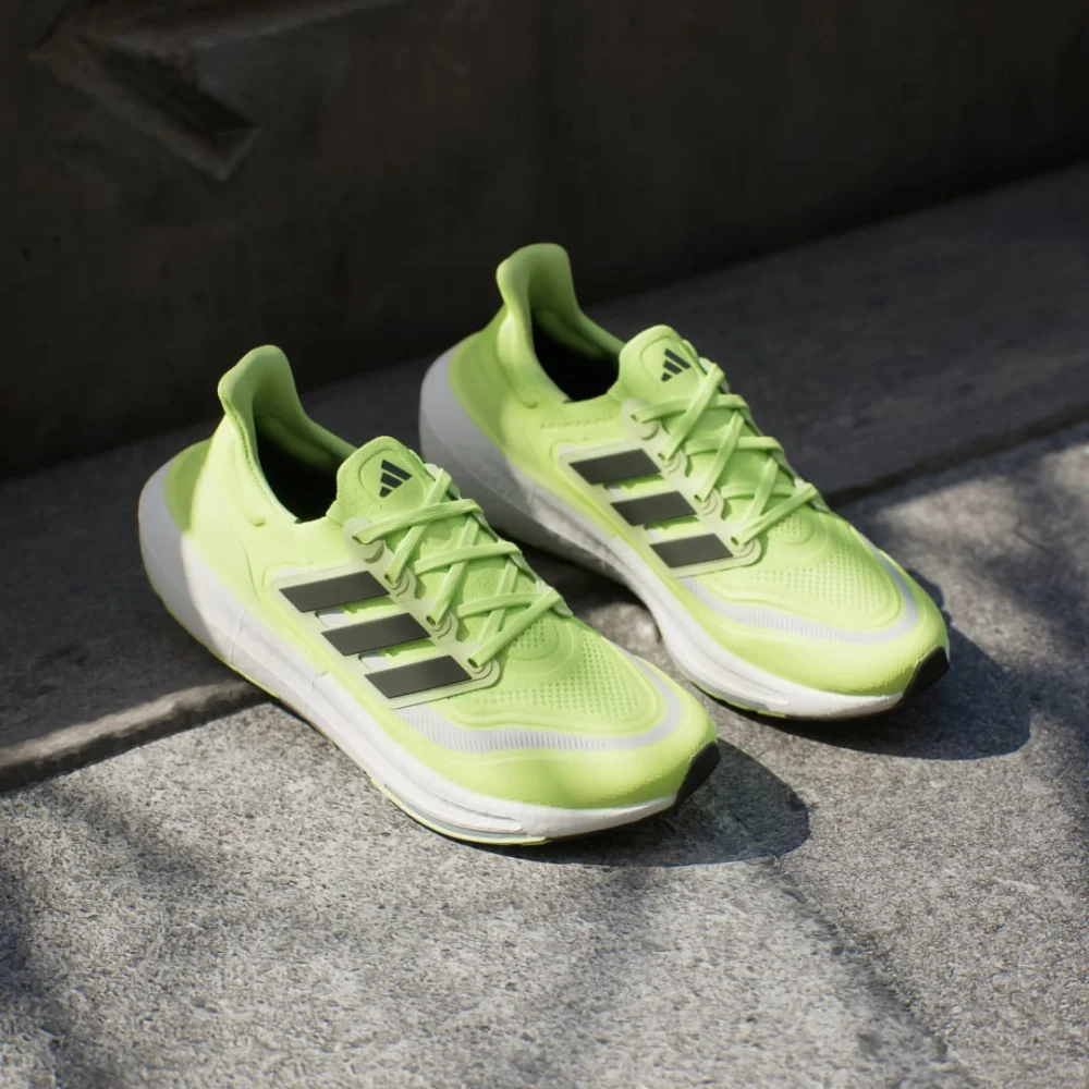 adidas Ultraboost Light IE1767 / gelb