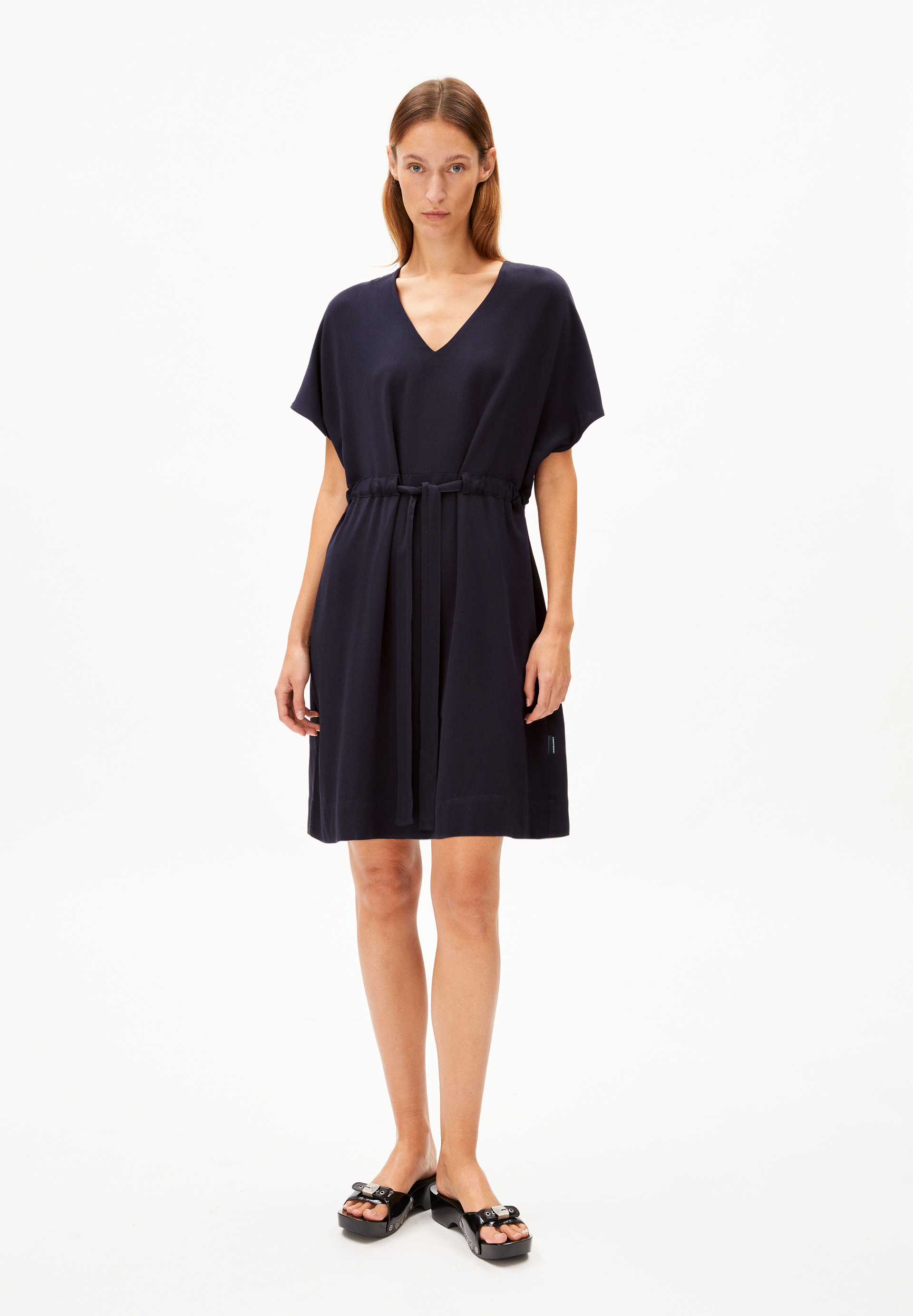 Webkleid Relaxed Fit aus LENZING™ ECOVERO™ Viskose