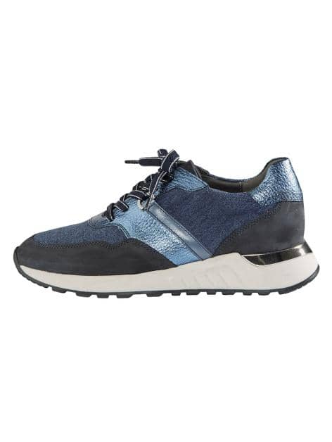 Schnürschuh