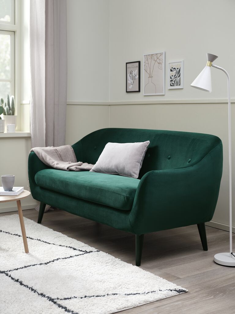 EGEDAL EGEDAL 2,5-seters fløyelsgrønn sofa