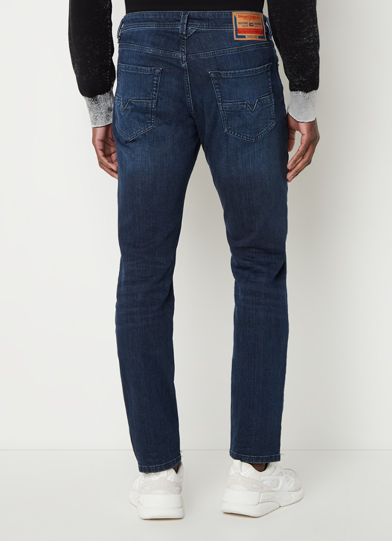 Diesel 1986 Larkee kapeat farkut tummalla pesulla