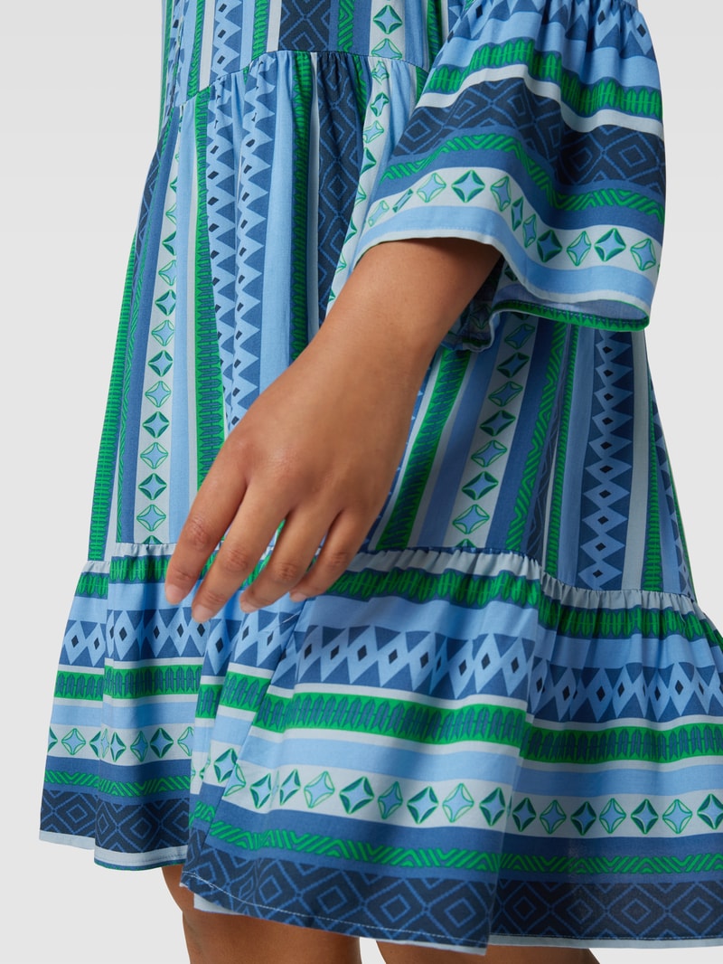 PLUS SIZE Tunika im Allover-Muster Modell 'MARRAKESH' in hellblau