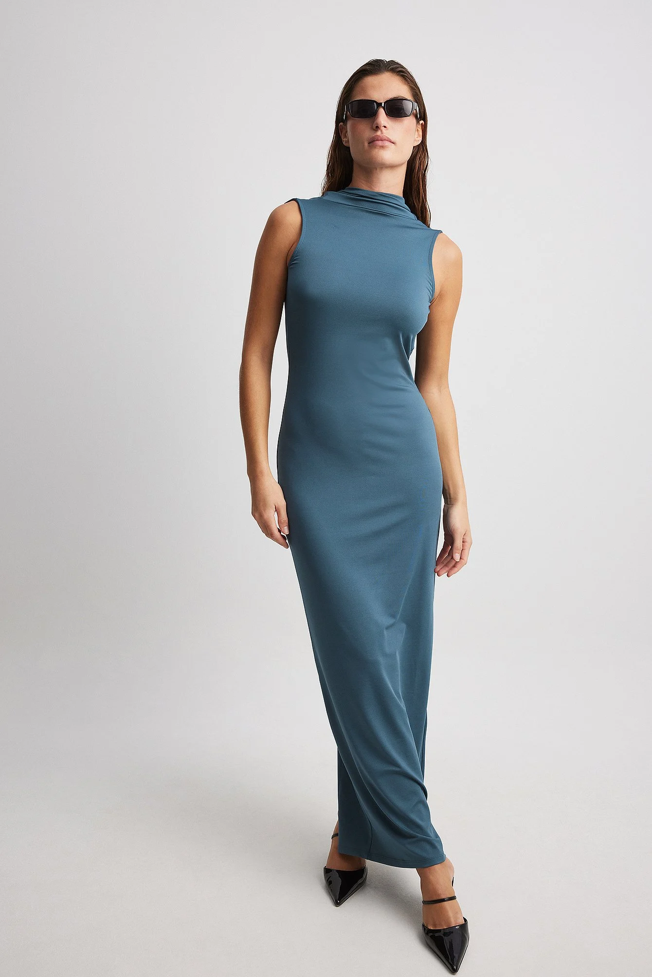 Maxikleid mit Kapuze