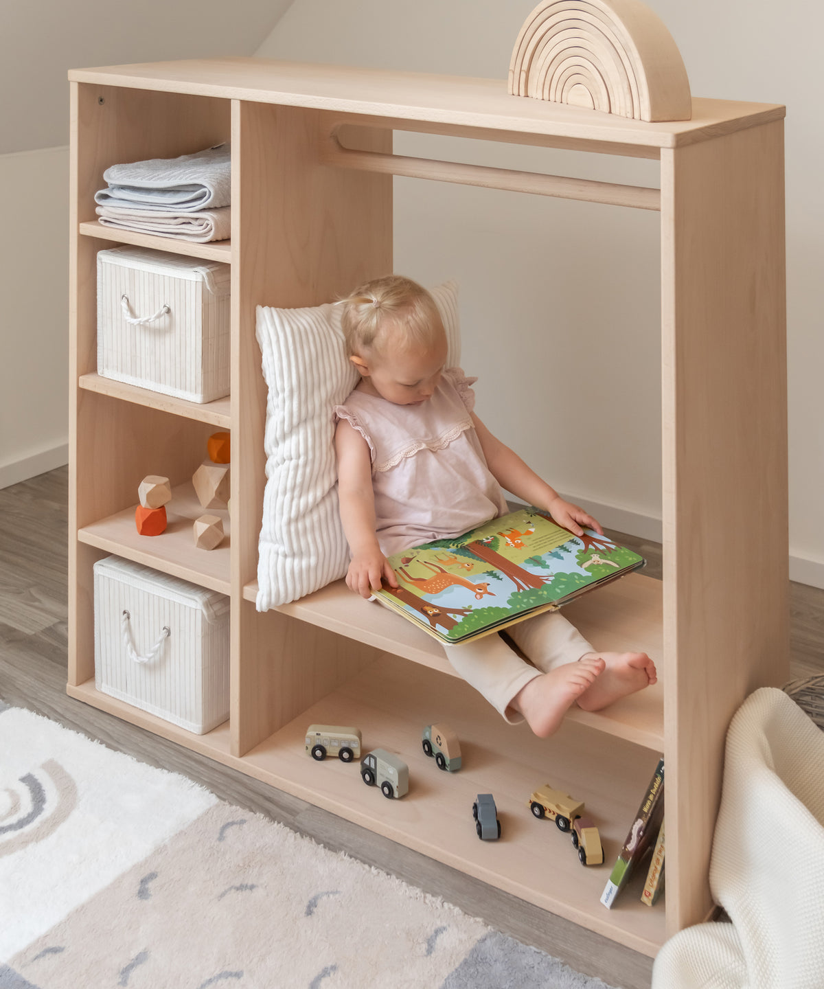Montessori Kleiderschrank Buche
