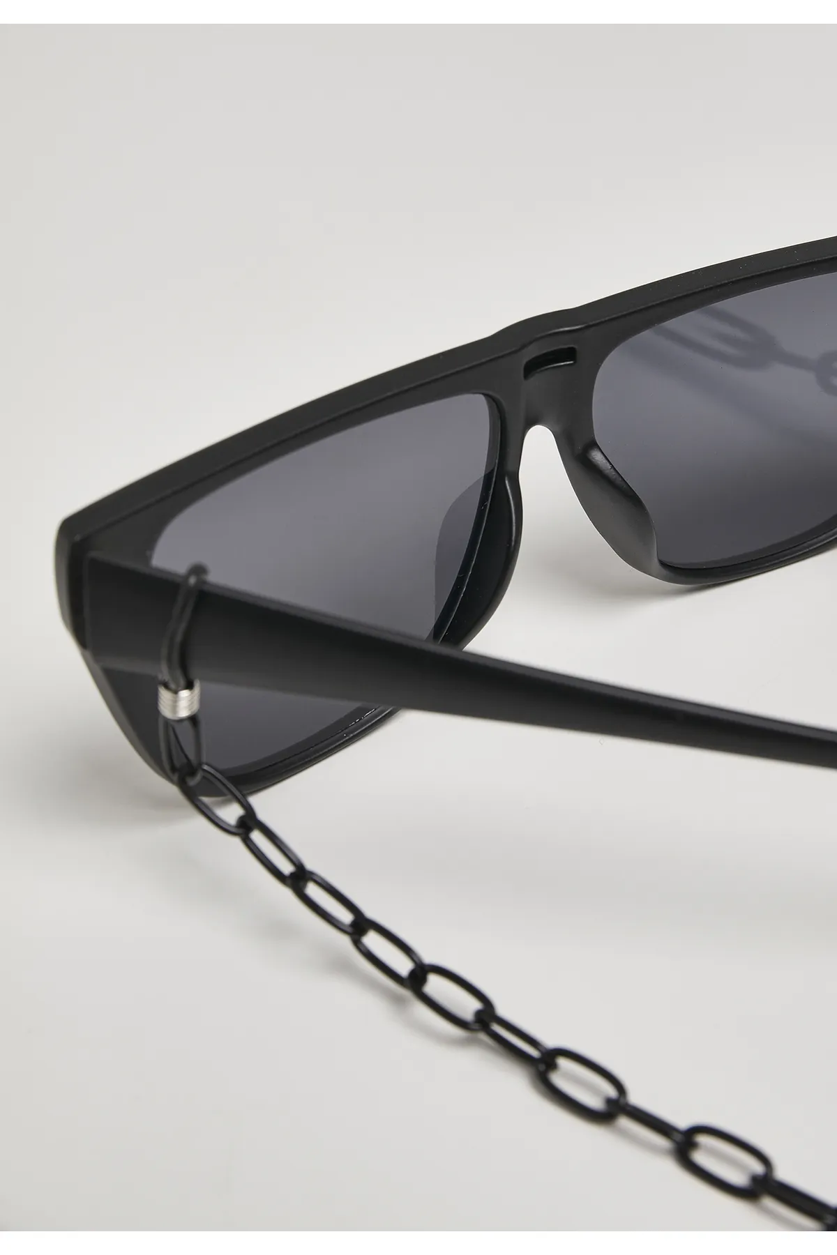 Urban Classics  Accessoires 108 Chain Sonnenbrille Visier