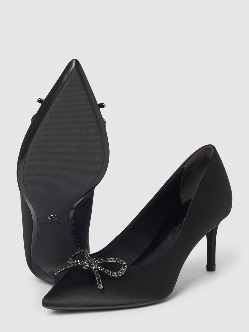 Pumps mit Zierschleife in schwarz