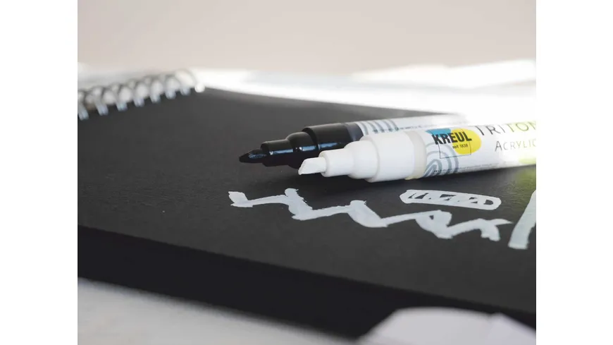 KREUL SOLO GOYA Triton Acrylic Paint Marker 1.4 mm 2er Set schwarz und weiß