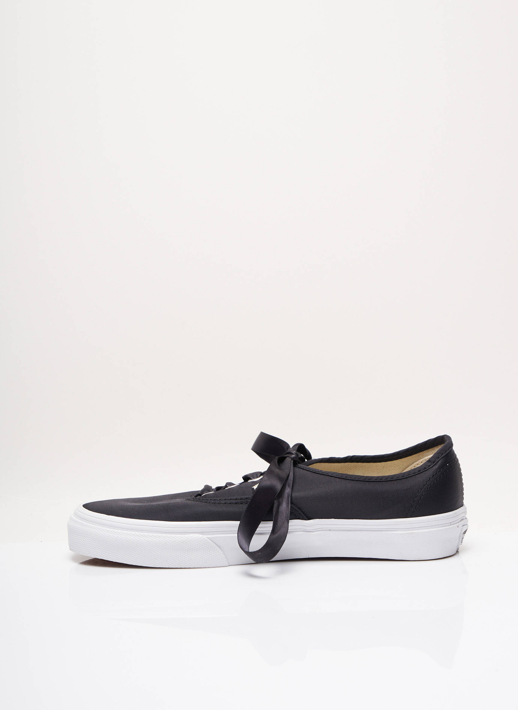 Vans Baskets Femme couleur noir