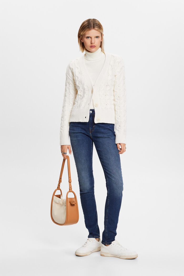 Schmale Jeans mit mittlerer Bundhöhe