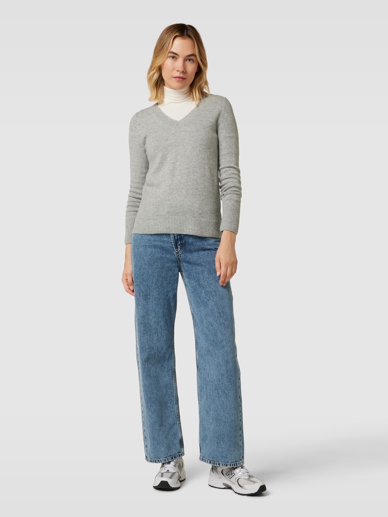Strickpullover aus Wolle mit V-Ausschnitt in mittelgrau meliert