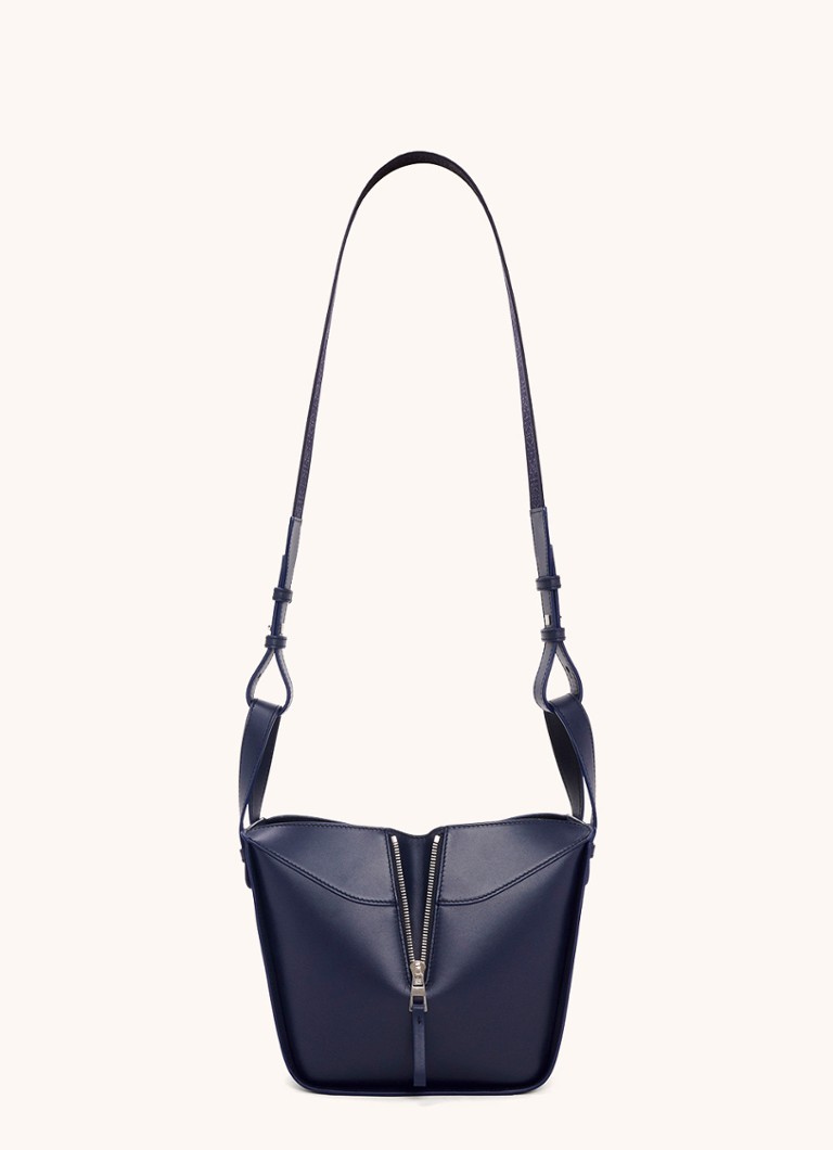 LOEWE Hammock Compact-veske laget av kalveskinn