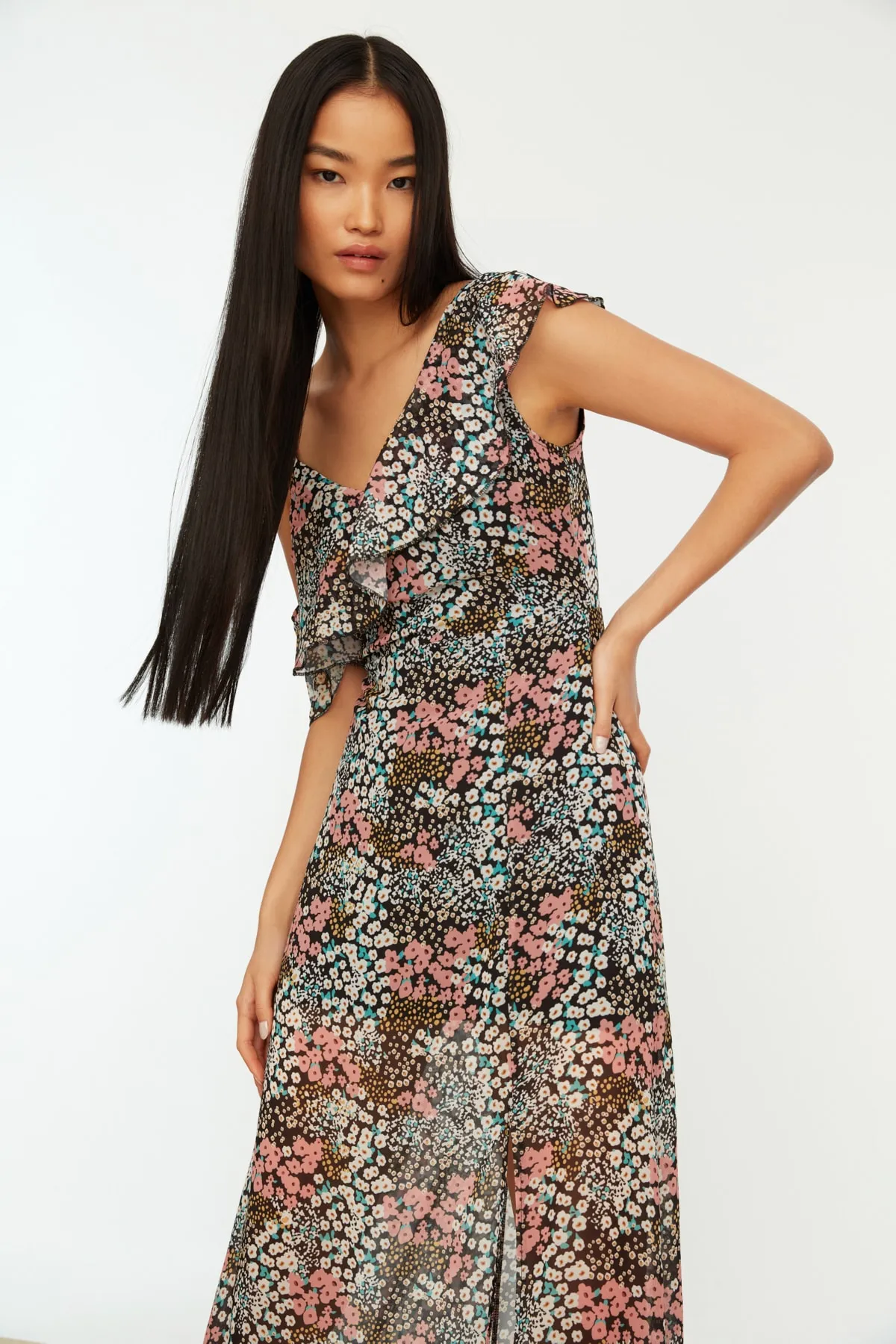 Trendyol Collection  Mehrfarbiges Volant-Schlitz-Webkleid TWOSS20EL1655