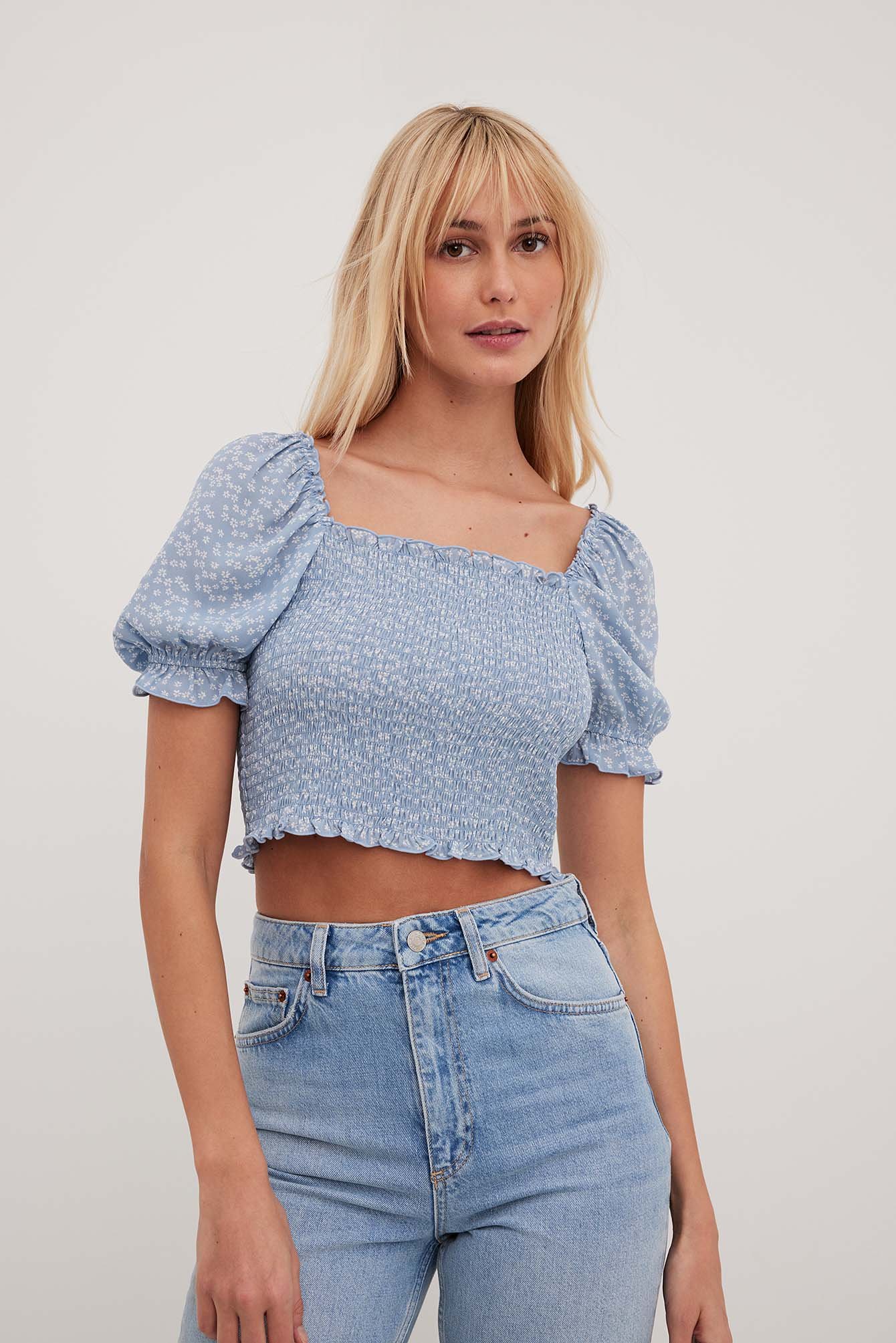 Recyceltes recyceltes Smock-Crop-Top
