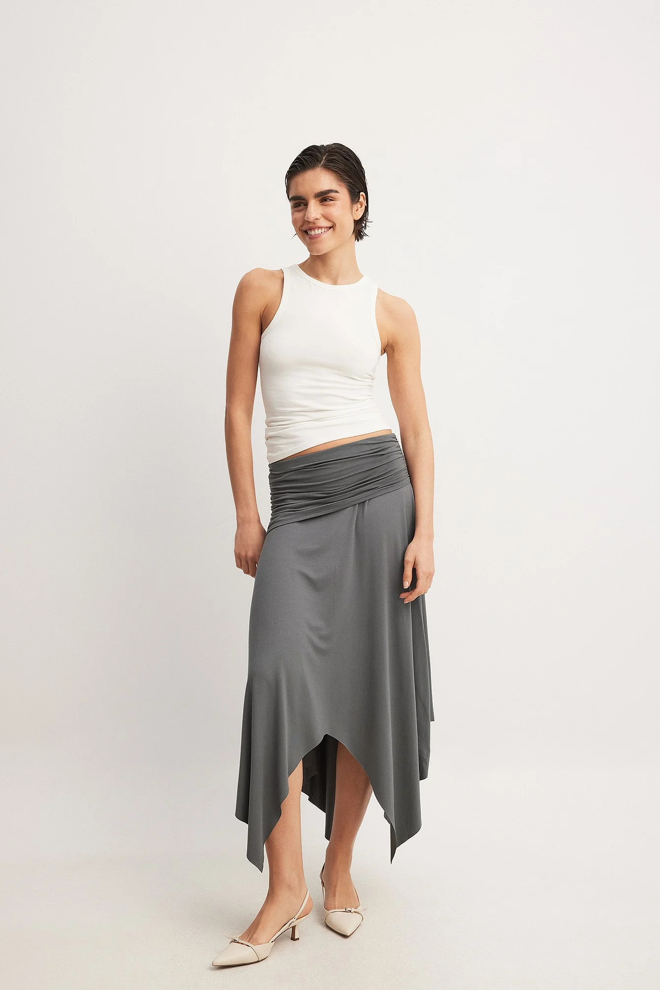 Soft Line Handkerchief Skirt
