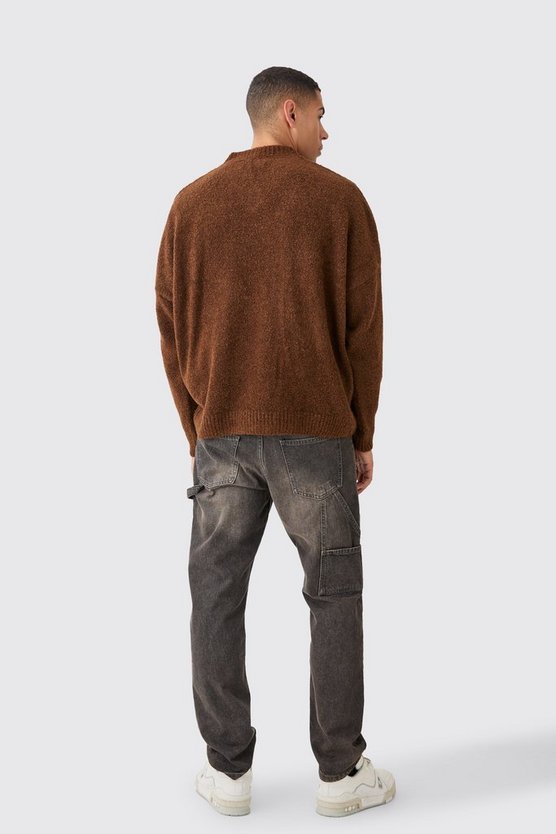 Kastiger strukturierter Bouclee-Pullover mit V-Ausschnitt