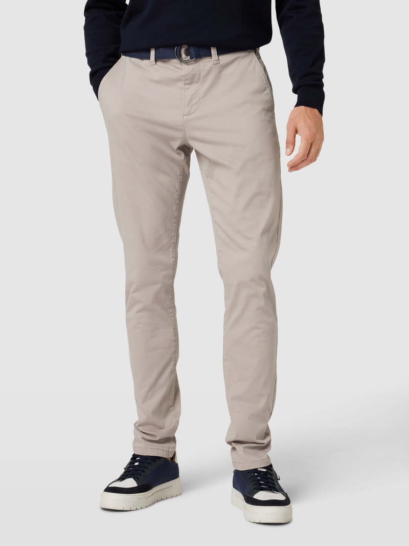 Stoffhose mit französischen Eingrifftaschen in haselnuss braun