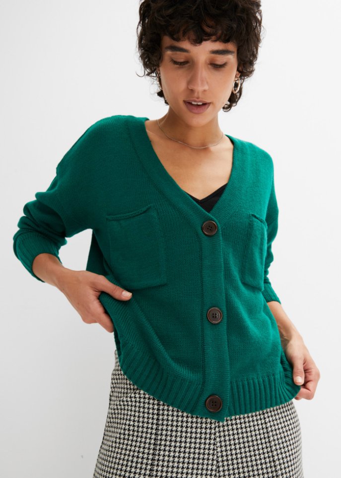 Verkürzte Strickjacke mit großen Taschen