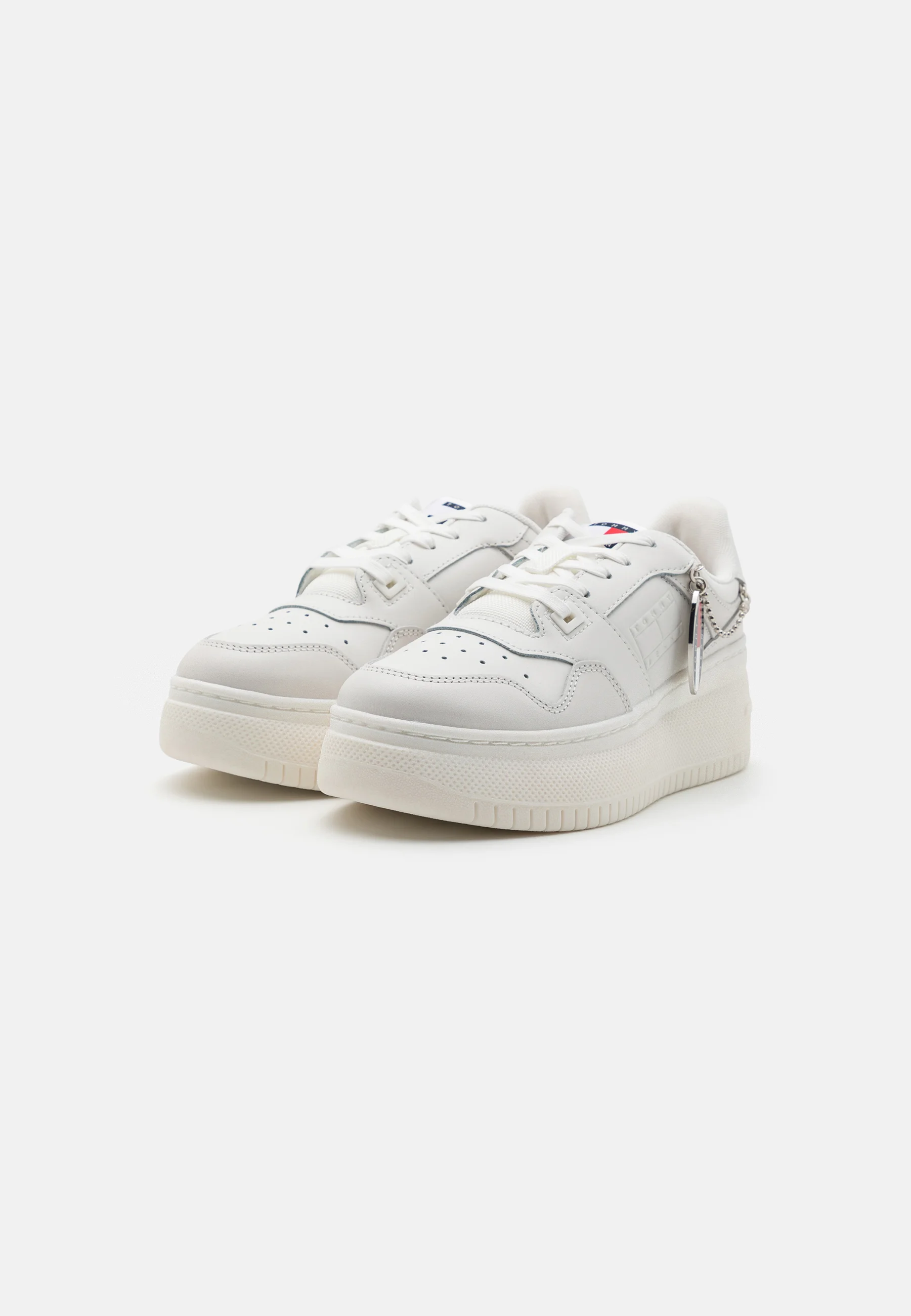 Tommy Jeans RETRO BASKET FLATFORM CHARM - Zapatillas bajas