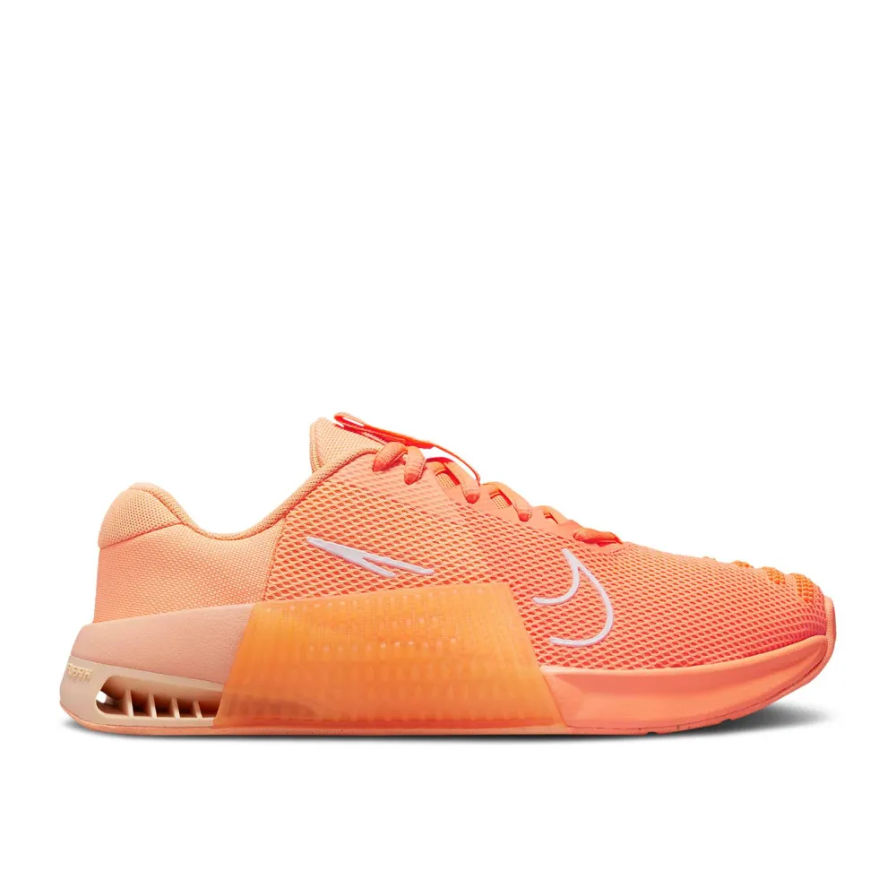 Nike Metcon 9 AMP DZ2539-800 / orange