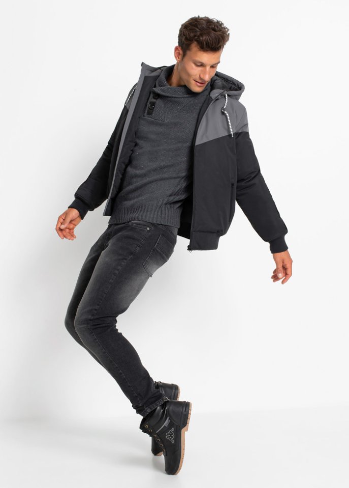 Winterjacke mit Kapuze