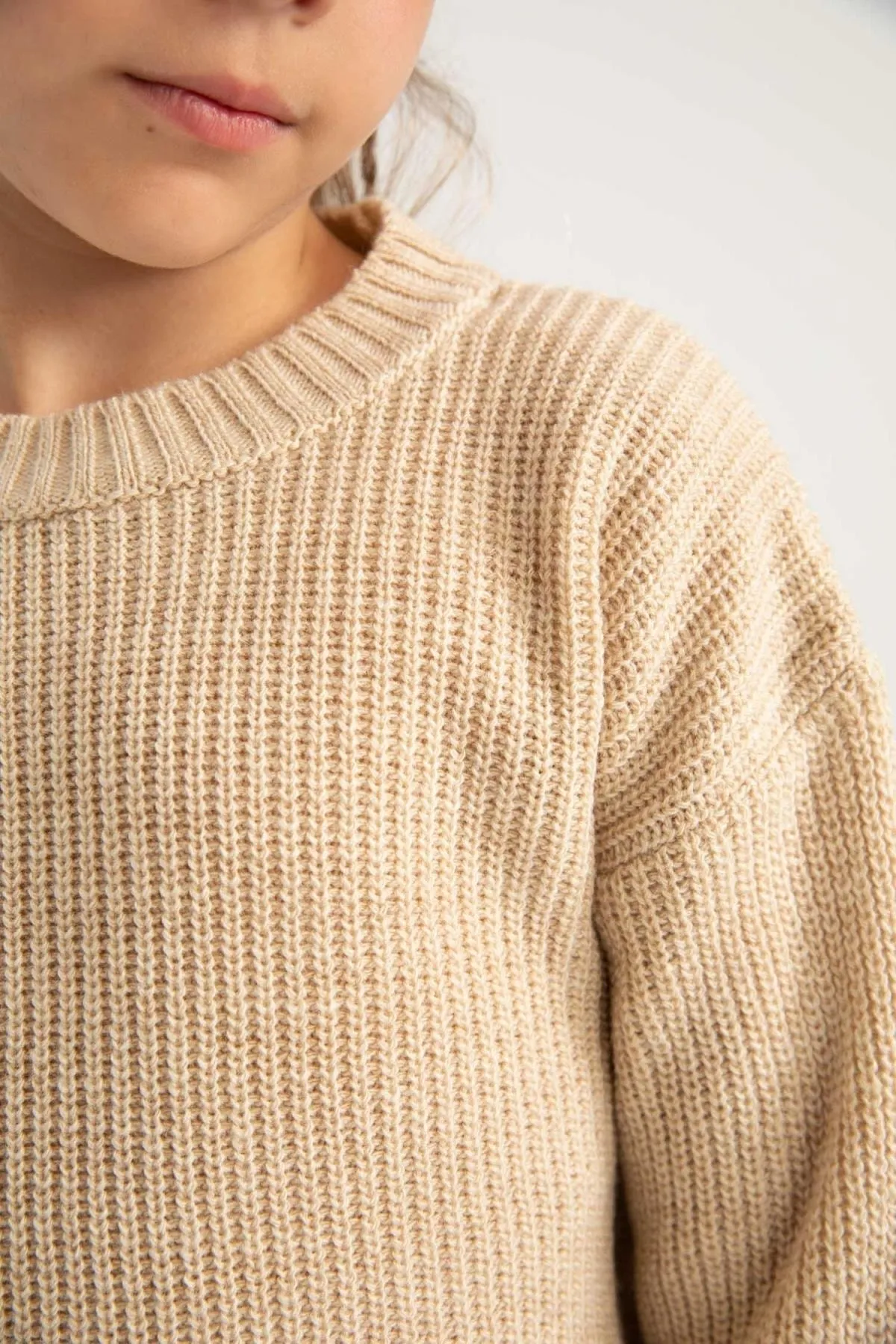 DeFacto  Basic-Pullover mit Rundhalsausschnitt für Mädchen A2293a823au