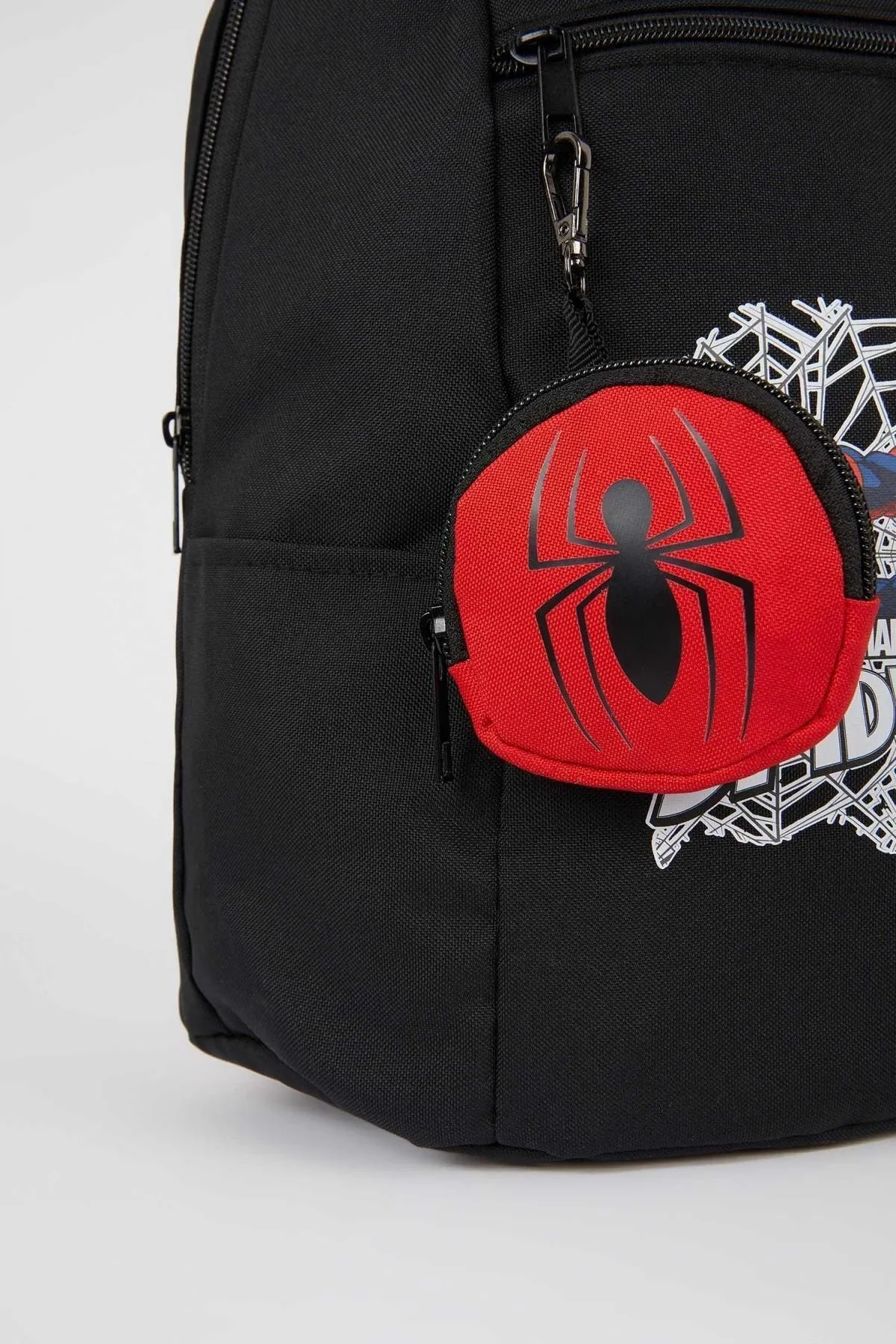 DeFacto  Marvel Spiderman Rucksack aus selbstheilendem, wasserabweisendem Stoff für Jungen